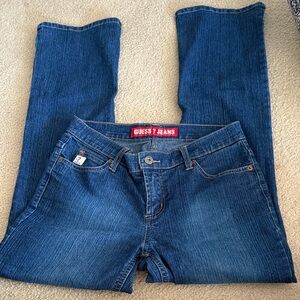 Vintage 1990s GUESS Women's Dark Blue Straight-Leg Jeans. Size W 27 L 20